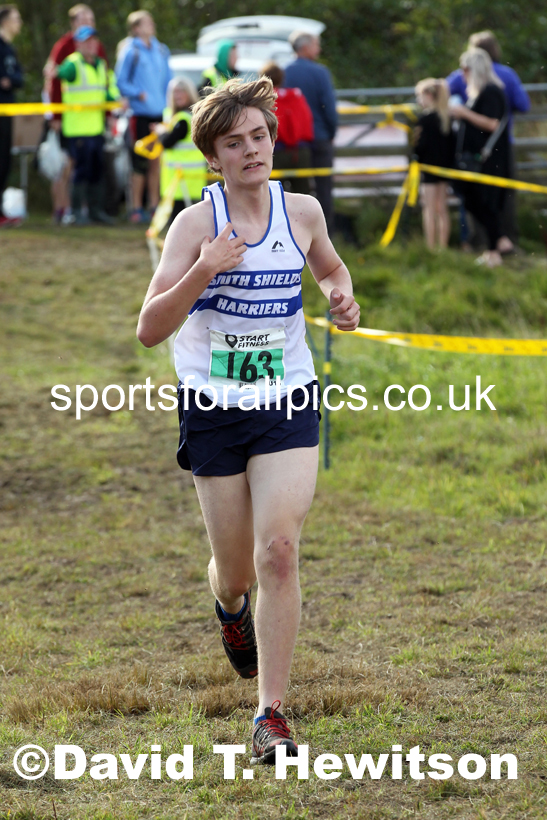 Boys under-15s 2021 North Eastern Harrier League, Druridge Bay. Photo: David T. Hewitson/Sports for All Pics